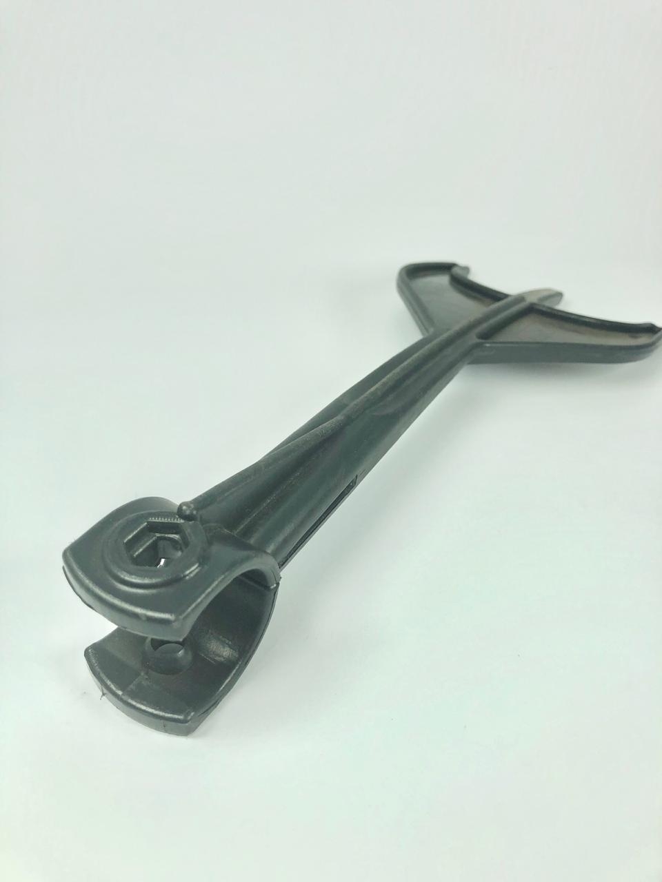 Z617 DEDO TRIPLO JOHN DEERE: 057680G MASSEY FERGUSON: 057680G NEW HOLLAND/CASE  87043031G VALTRA: 073373G